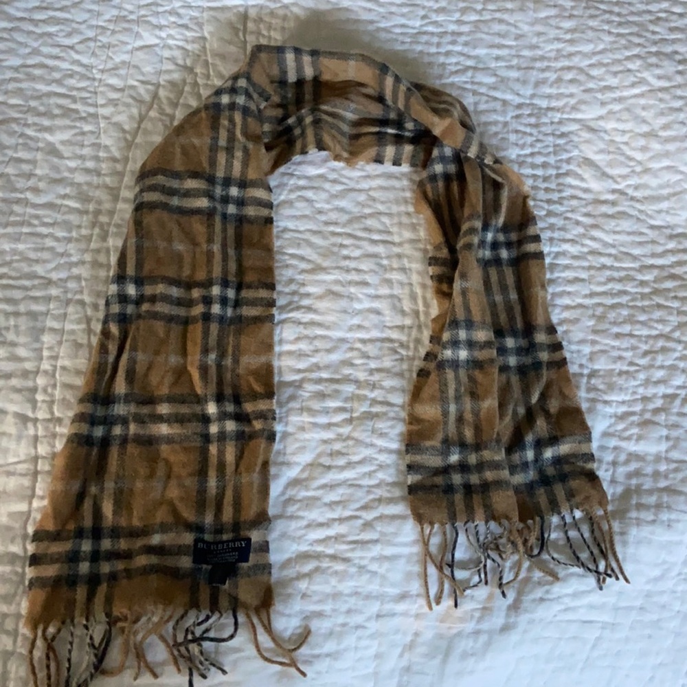 Authentic Burberry Classic cashmere neck scarf!